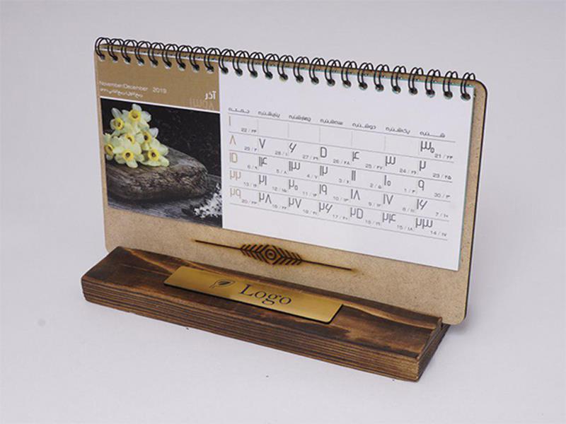 تقویم های پایه چوبی مناسب برای محیط های اداری